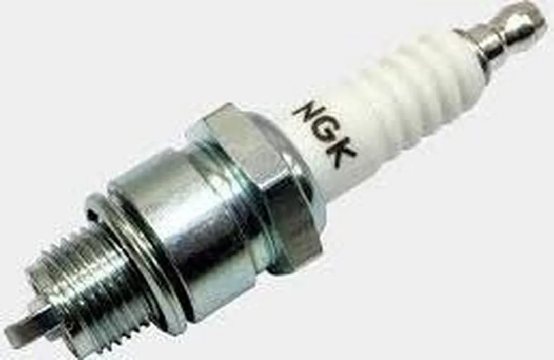 NGK BP6HS Bougie