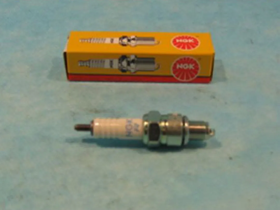 NGK CR8E Bougie - Zilver