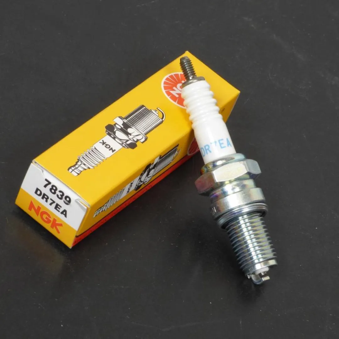 NGK Bougie DR7EA - 10 Stuks