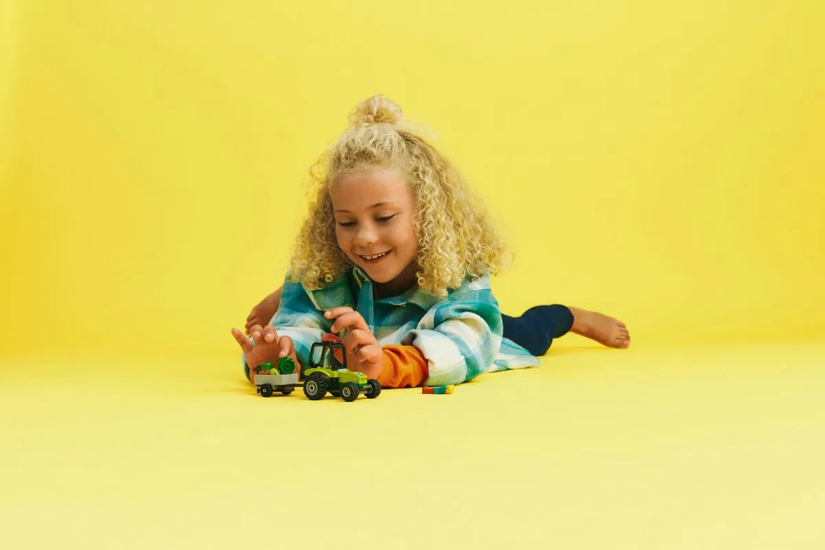 LEGO City Parktractor 60390 - Multicolor