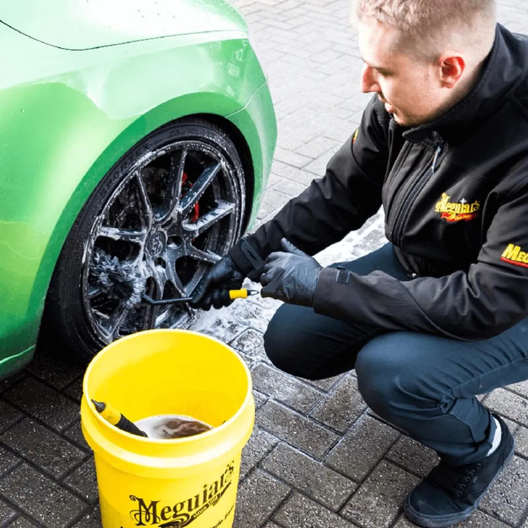 Meguiars Supreme Angled Wheel Brush 35cm