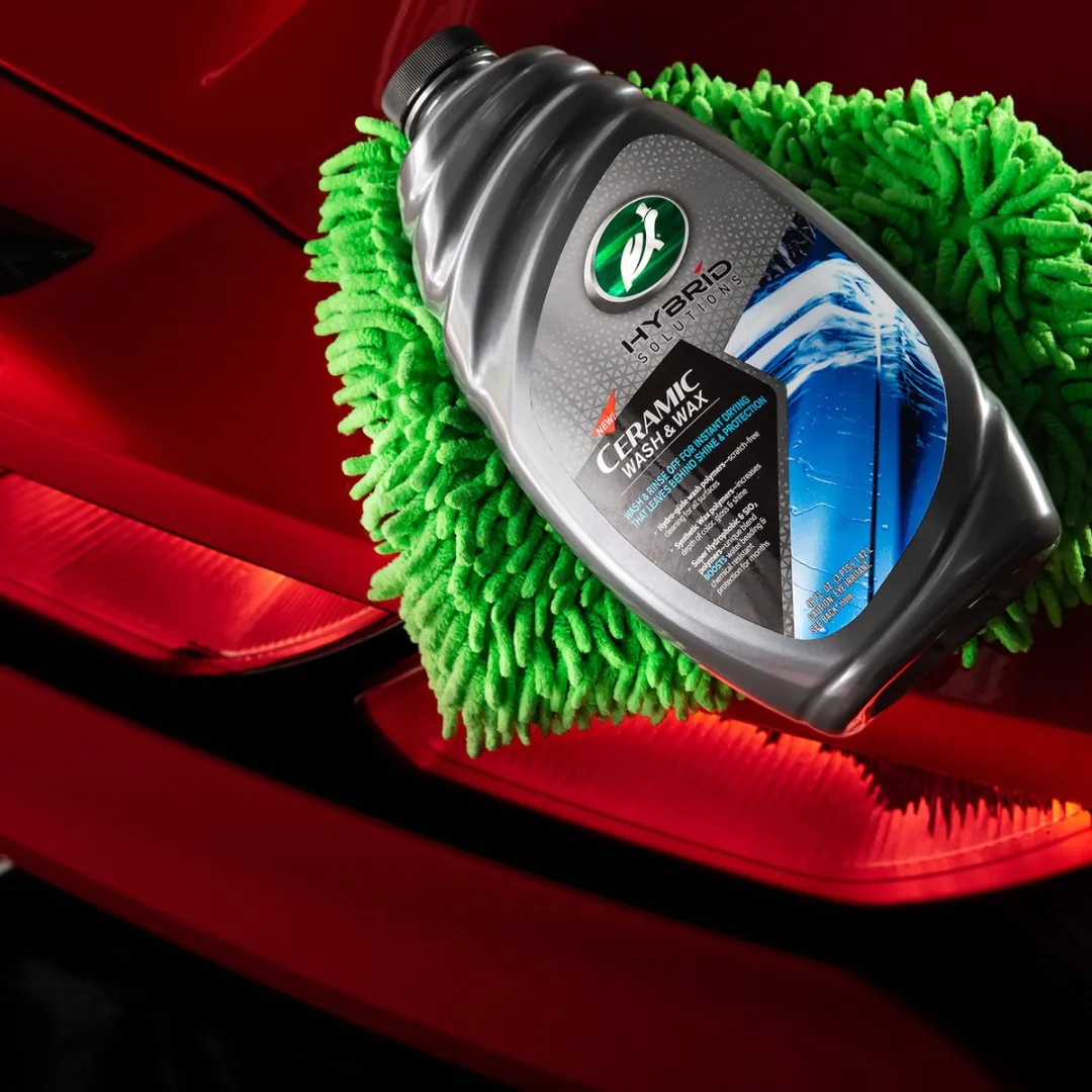 Turtle Wax HS Ceramic Wash & Wax 1,42L - afbeelding 6 van 6