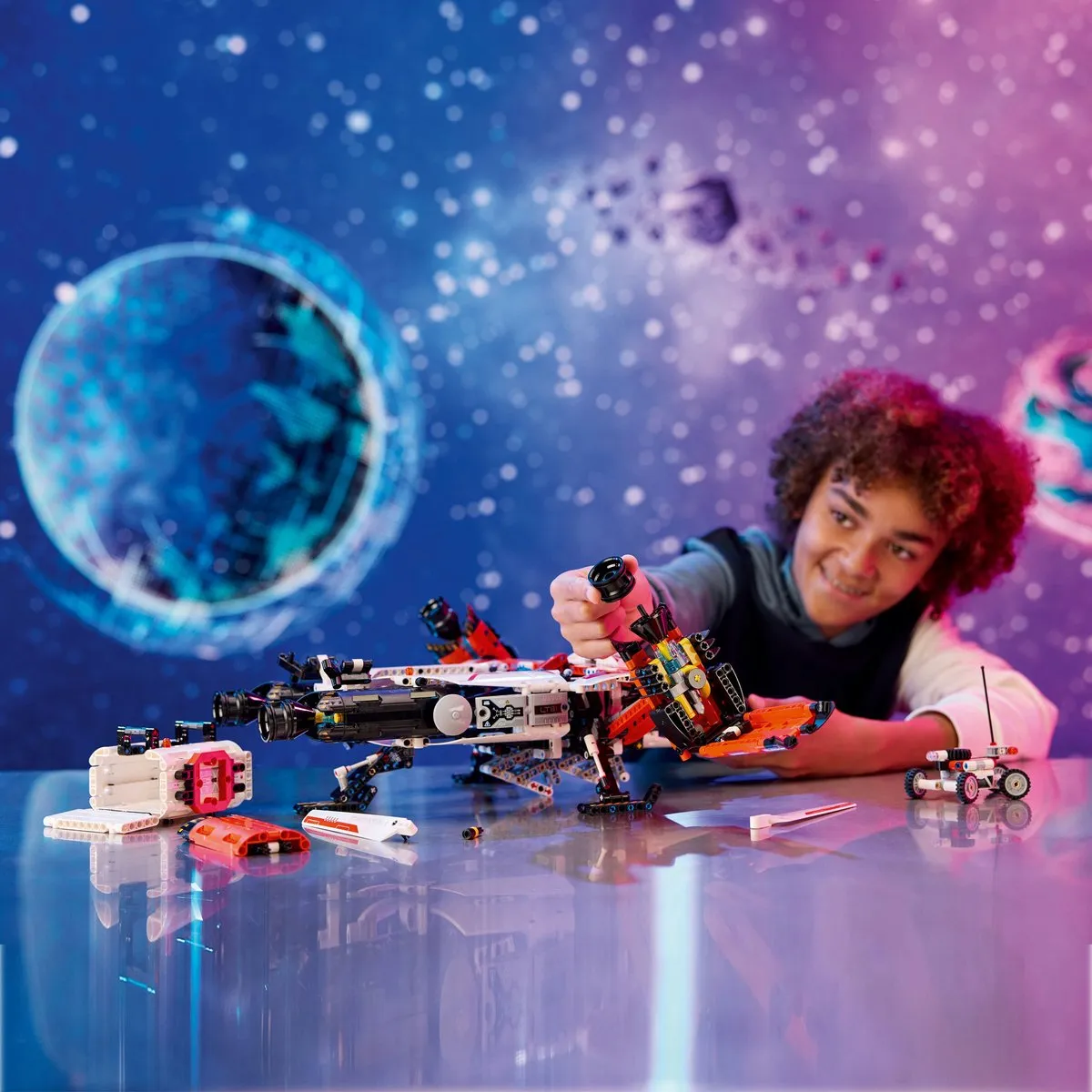 LEGO Technic VTOL Vrachtruimteschip 42181 - 1365 Stukken - afbeelding 4 van 6