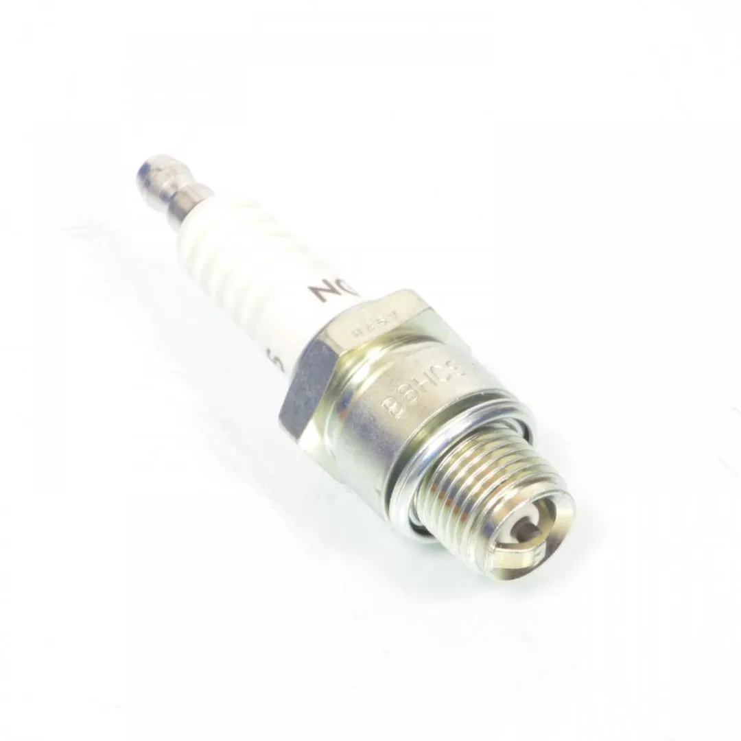 NGK Bougie B8HCS voor Suzuki 350 T 2T
