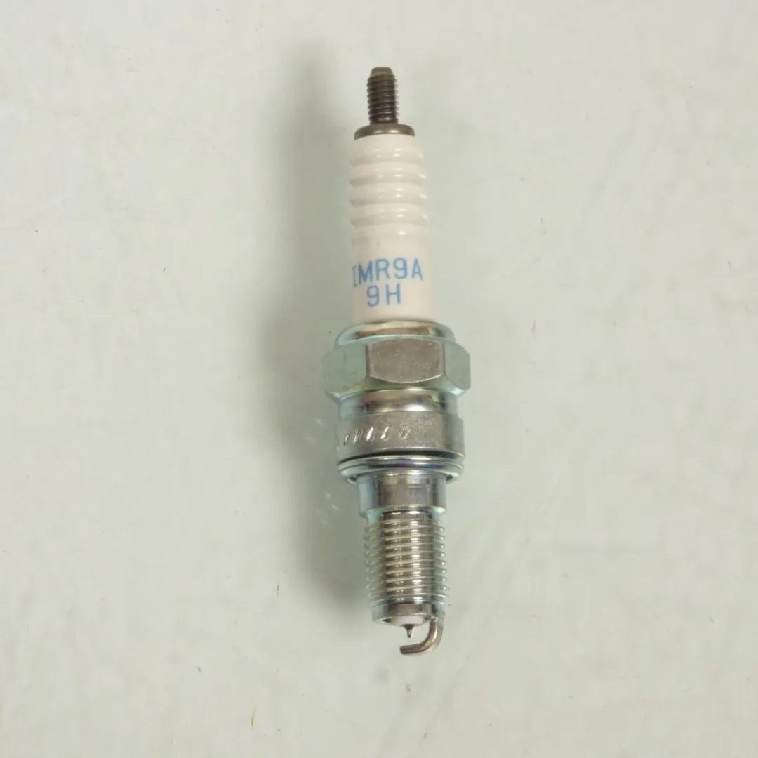NGK Bougie MBK 125 Doodo 2000 - Blanc