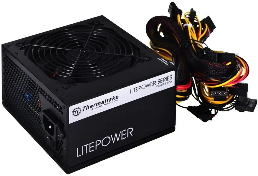 Thermaltake PS-LTP-0550NPCNEU-2 Voeding 550W - Zwart