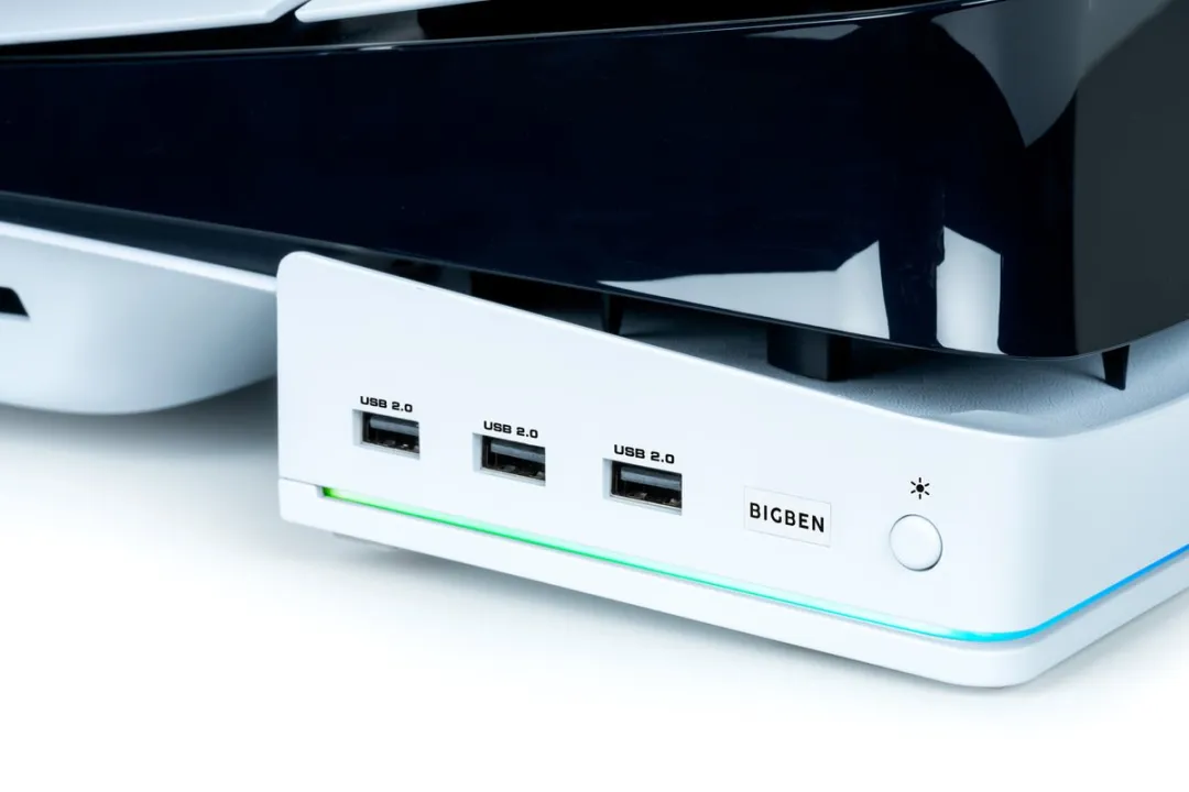 Nacon Horizontale Console Standaard & Oplaadstation PS5 Slim - Wit - afbeelding 6 van 6