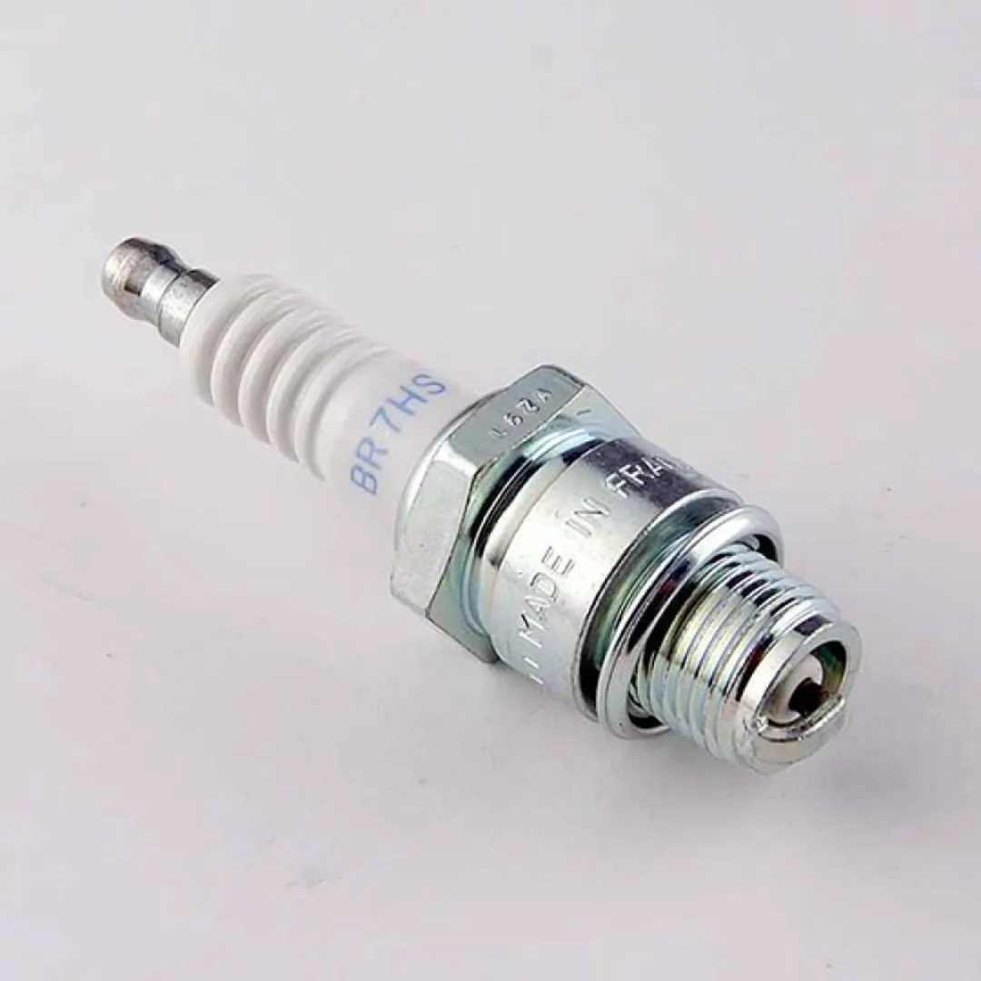 NGK Bougie Aprilia SR LC 50 1996-2000 - Blanc