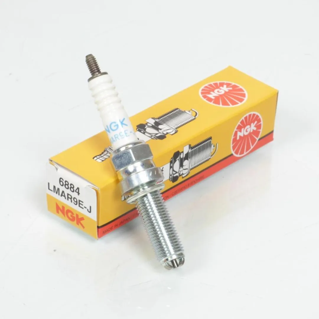 NGK LMAR9E-J 6884 Bougie - Zilver