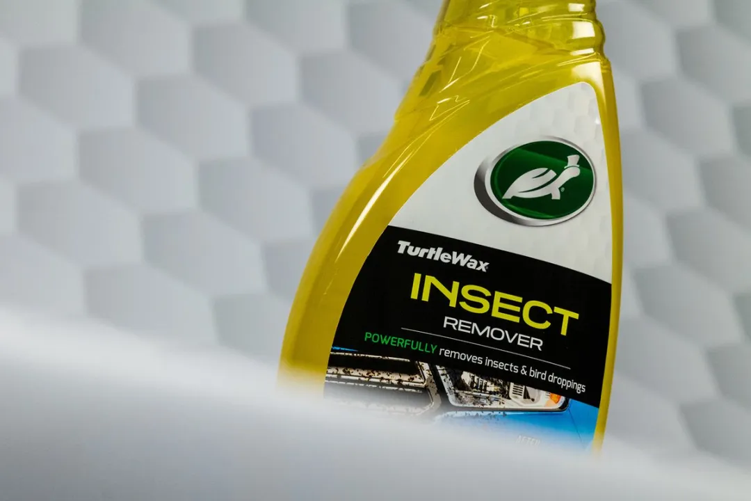 Turtle Wax Insect Remover – Veilig verwijderen van insecten, teer, vogelpoep en hars – Voor gebruik op metaal, lak, plastic of glas - 500ml