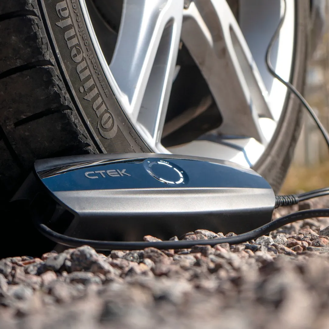 CTEK CS ONE volautomatische intelligente acculader met APTO™ technologie