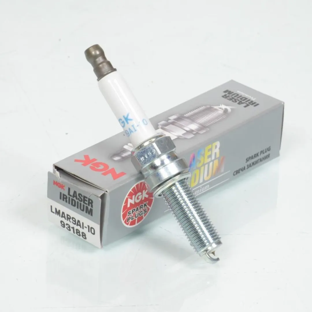 NGK Bougie Moto CF 800 NK 2023-2024