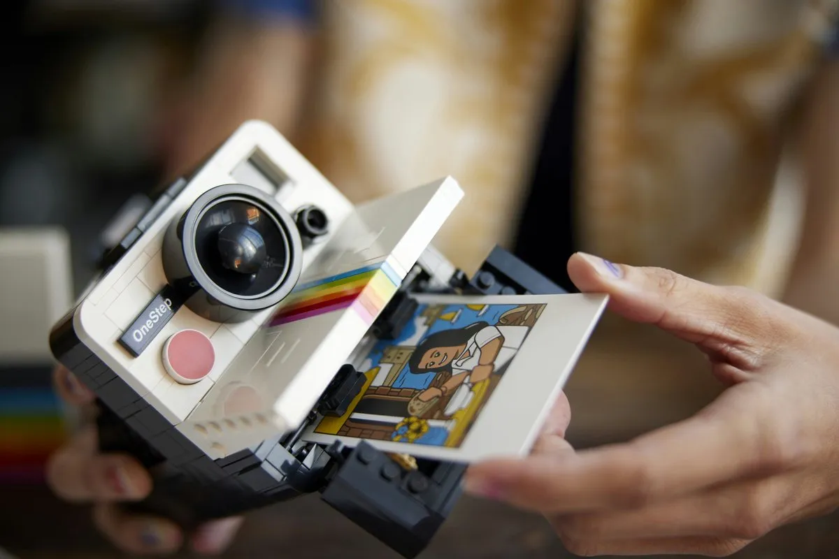LEGO Ideas Polaroid OneStep SX-70 Camera 21345 - 516 Stukken