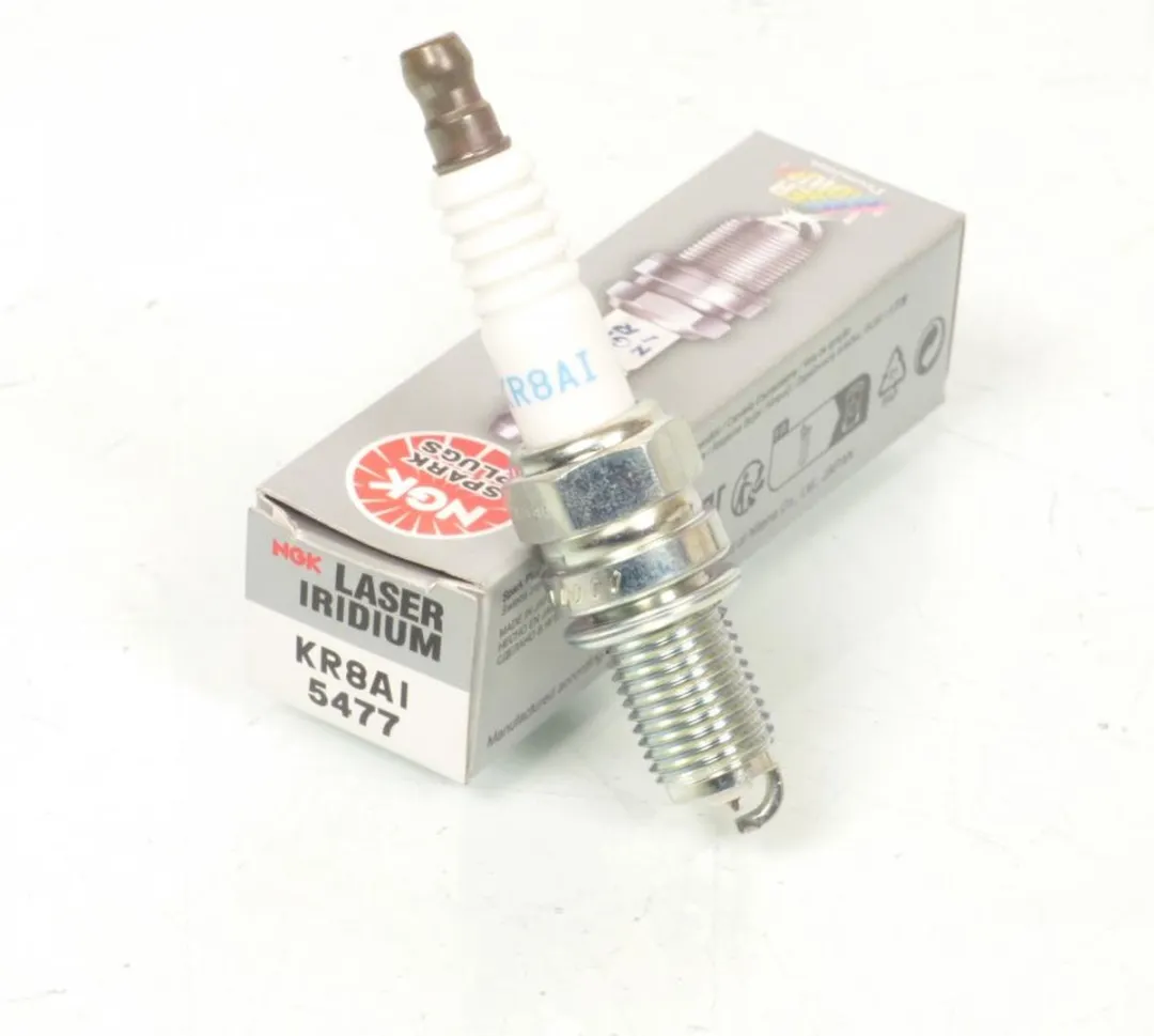 NGK KR8AI Iridium Bougie - Zilver