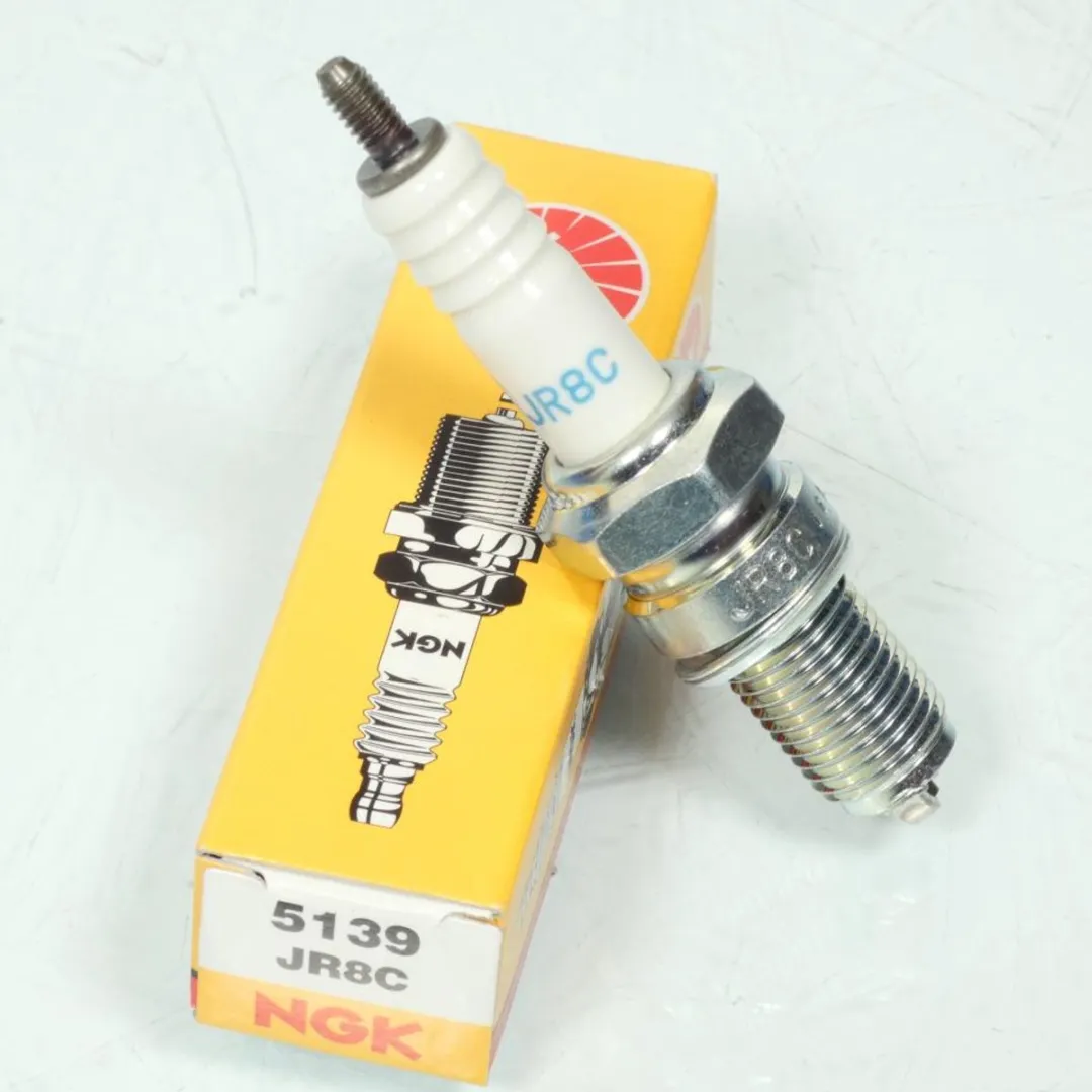 NGK Bougie JR8C - Wit