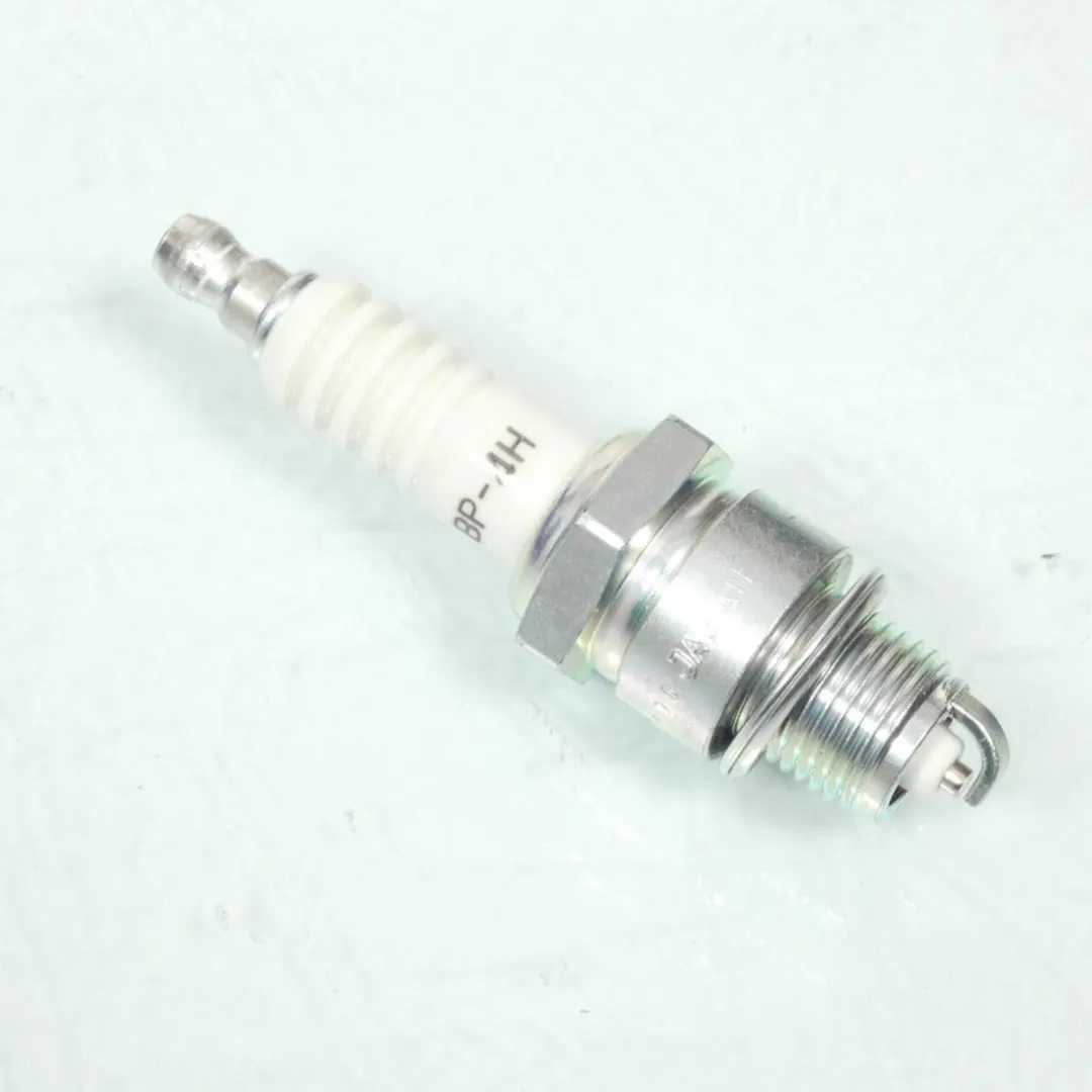NGK BP-4H Bougie - Suzuki 50cc na 1995 - Wit