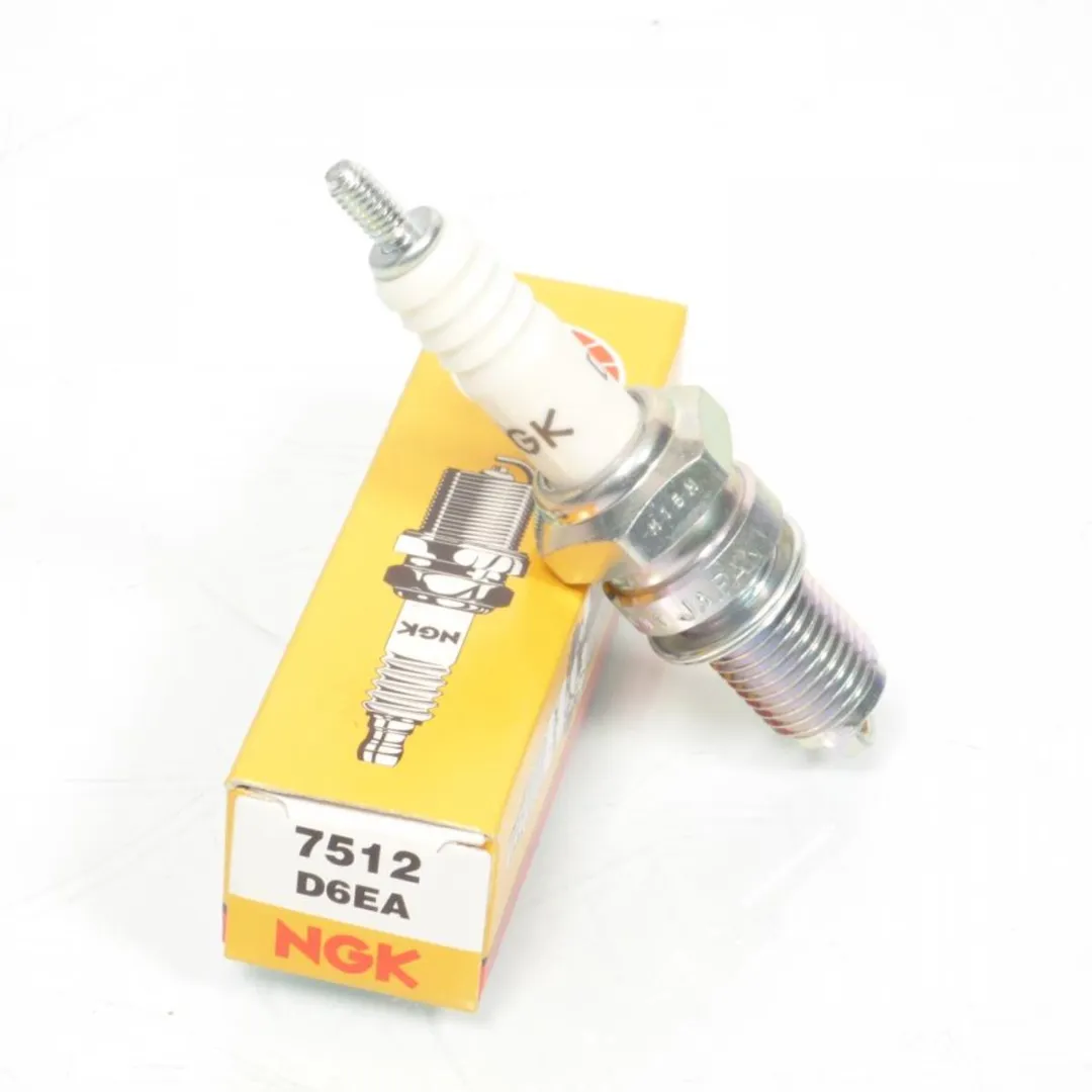 NGK Bougie D6EA 7512 - Wit