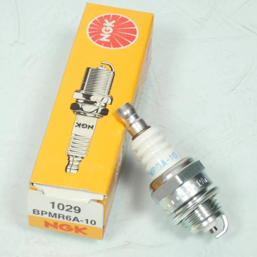 NGK BPMR6A-10 Bougie - Wit