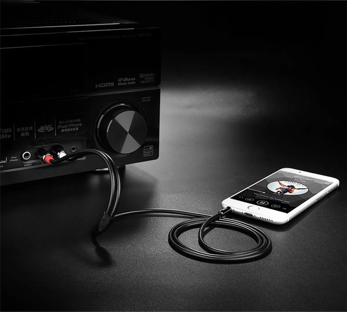 UGREEN 3,5mm Audiokabel 2RCA 2m - Zwart