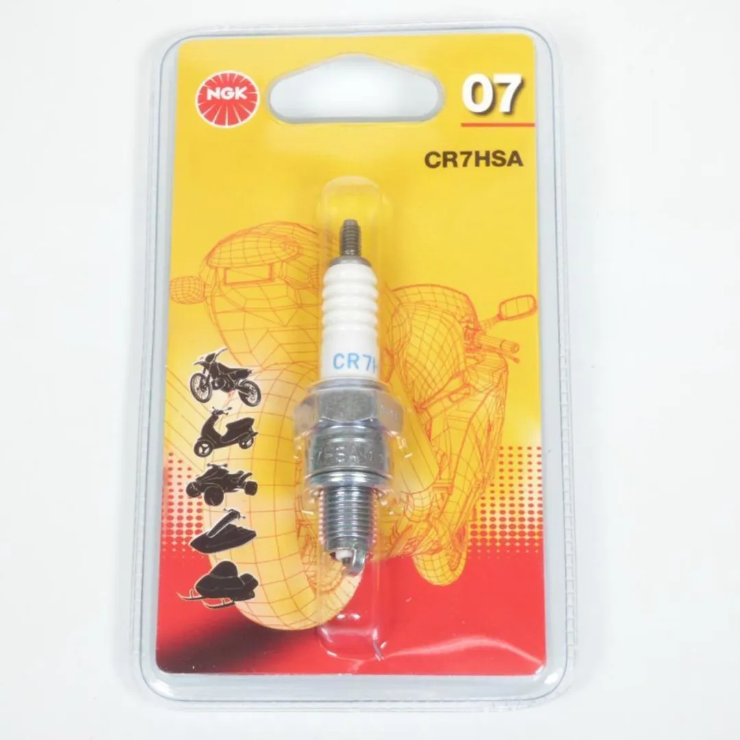 Bougie d'allumage NGK pour Moto Yamaha 125 XVS Dragstar Après 2000 Neuf