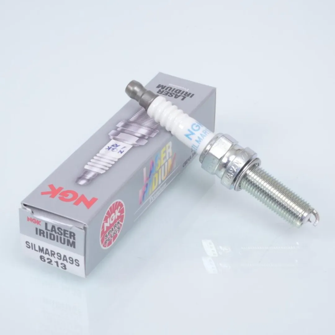 NGK Silmar9a9s Bougie - Zilver