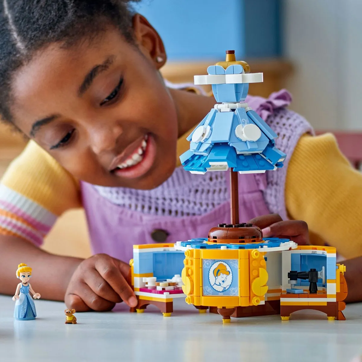 LEGO Disney Princess De Jurk van Assepoester 43266 - 474 Stukken - afbeelding 6 van 6
