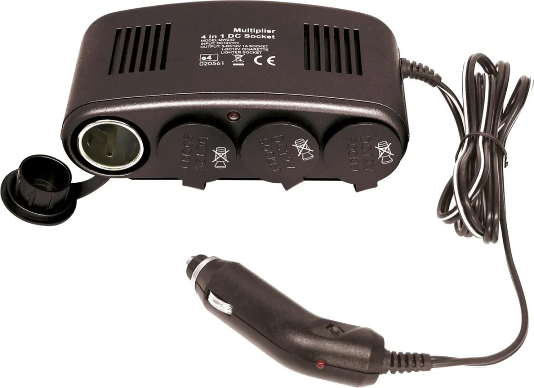 Carpoint LED 4-weg Aanstekerdoos 12V 10A