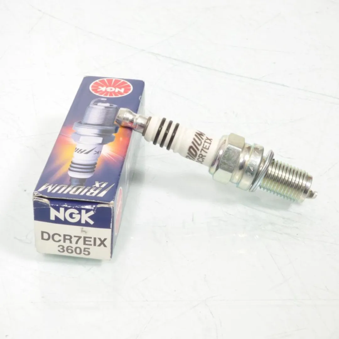 NGK DCR7EIX Iridium Bougie - Zilver