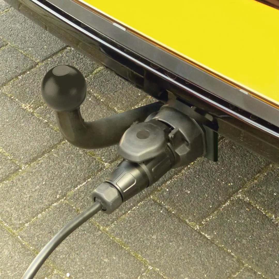 Carpoint 13-polige Stekker Jäger - Trekhaak - Zwart
