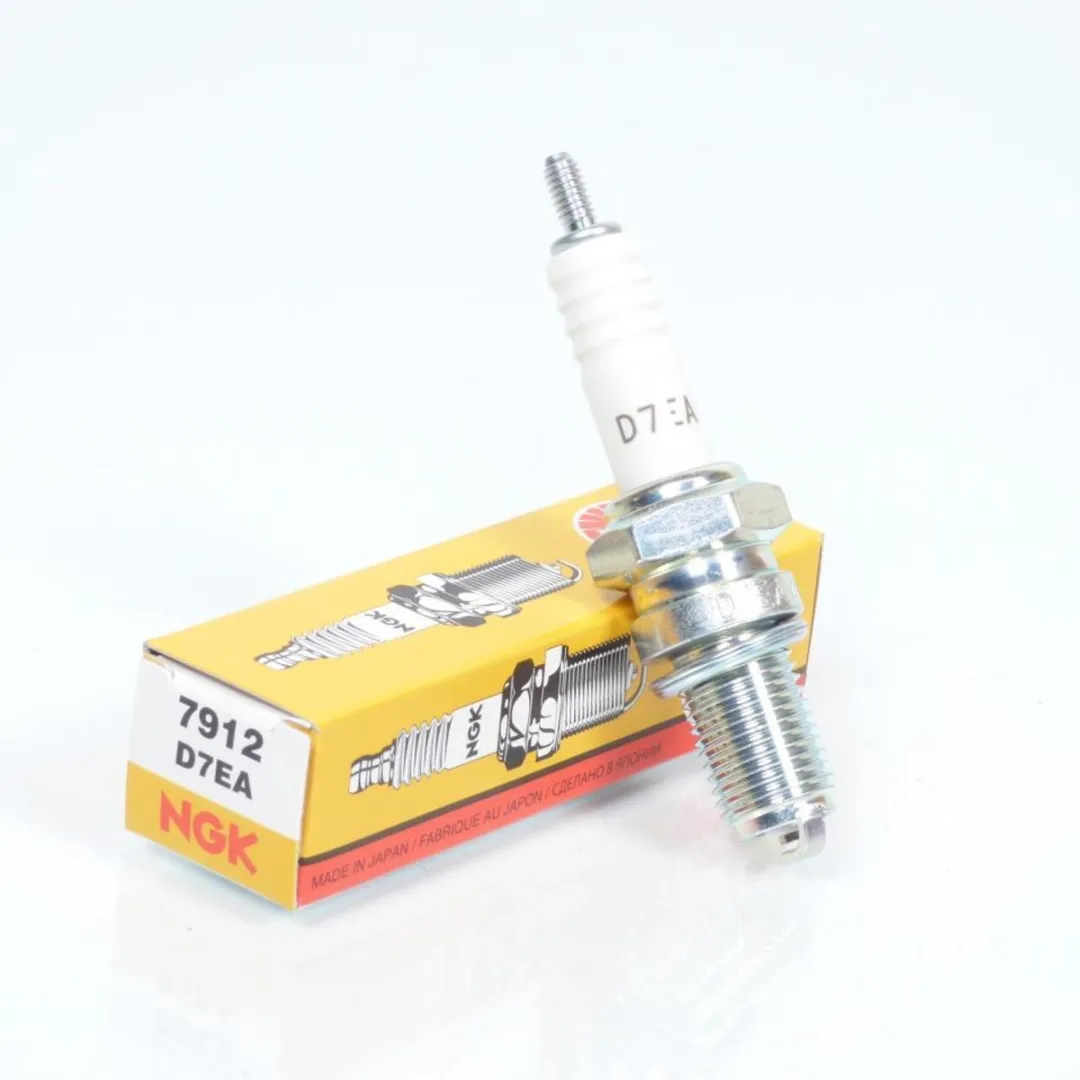 NGK Bougie D7EA - Yamaha 185 SH (na 1993) - Wit