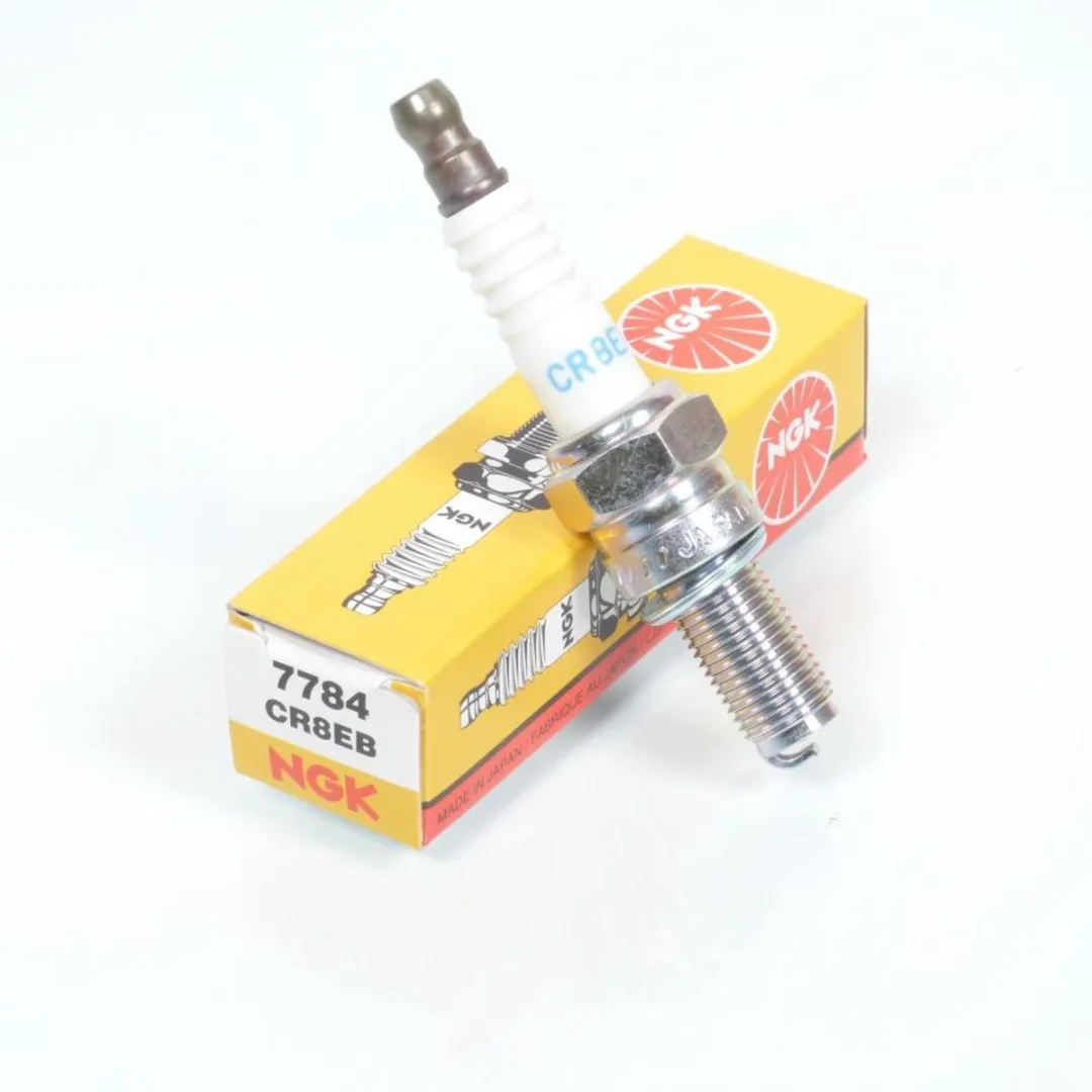 NGK Bougie CR8EB - Suzuki RMZ 250 2004-2006 - Wit