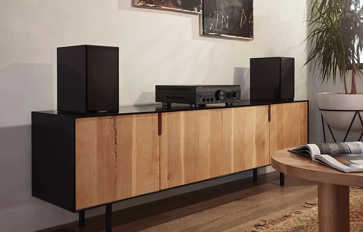 Denon PMA-1700NE Amplifier - 140W - MM/MC Phono - Zwart