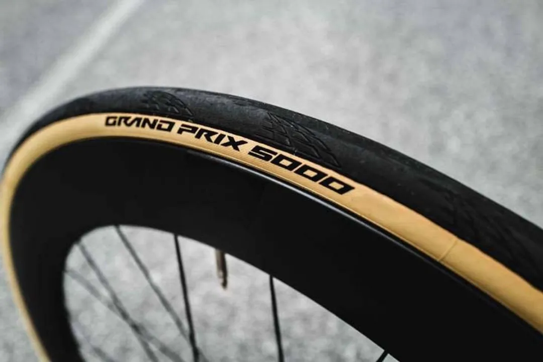 Continental Grand Prix 5000 700x25C - Tubeless - Zwart