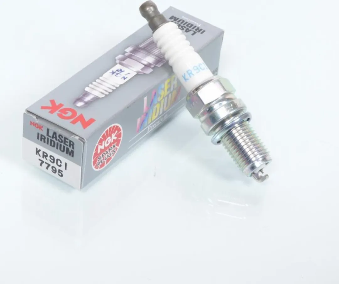 NGK Bougie KR9CI 7795 - BMW K 1300 R - Blanc