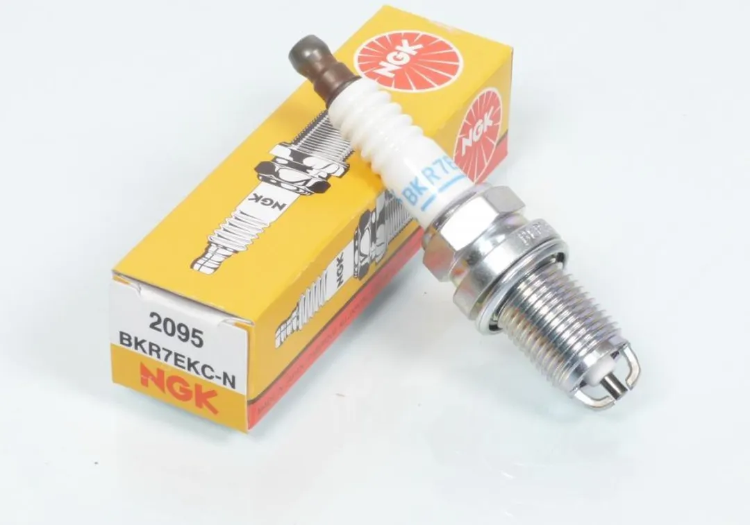 NGK BKR7EKC-N Bougie