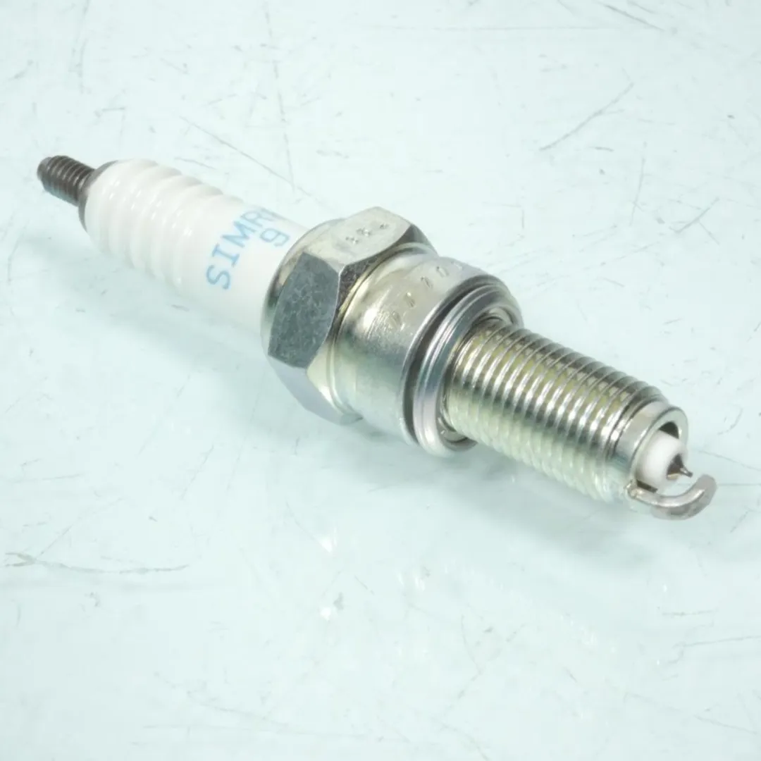NGK Bougie SIMR8A9 260 CRF 2013-2015 - Wit