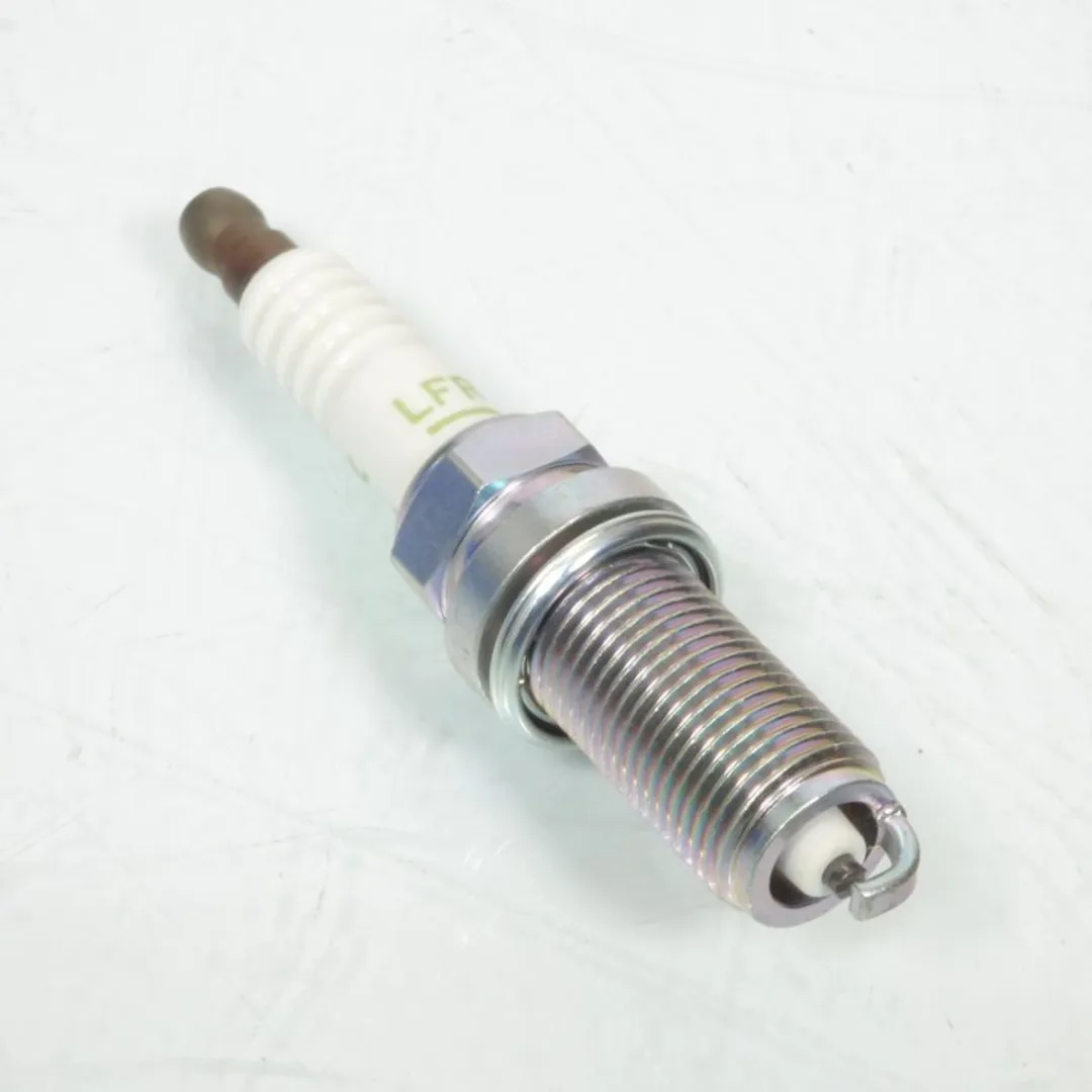 NGK LFR6A Bougie - Wit