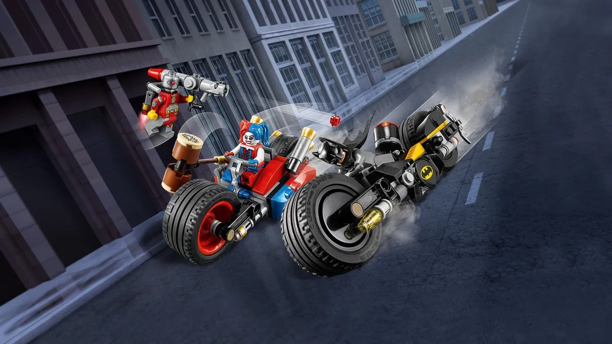 LEGO Super Heroes Batman Gotham City Motorjacht 76053 - 224 Stukken - afbeelding 4 van 6