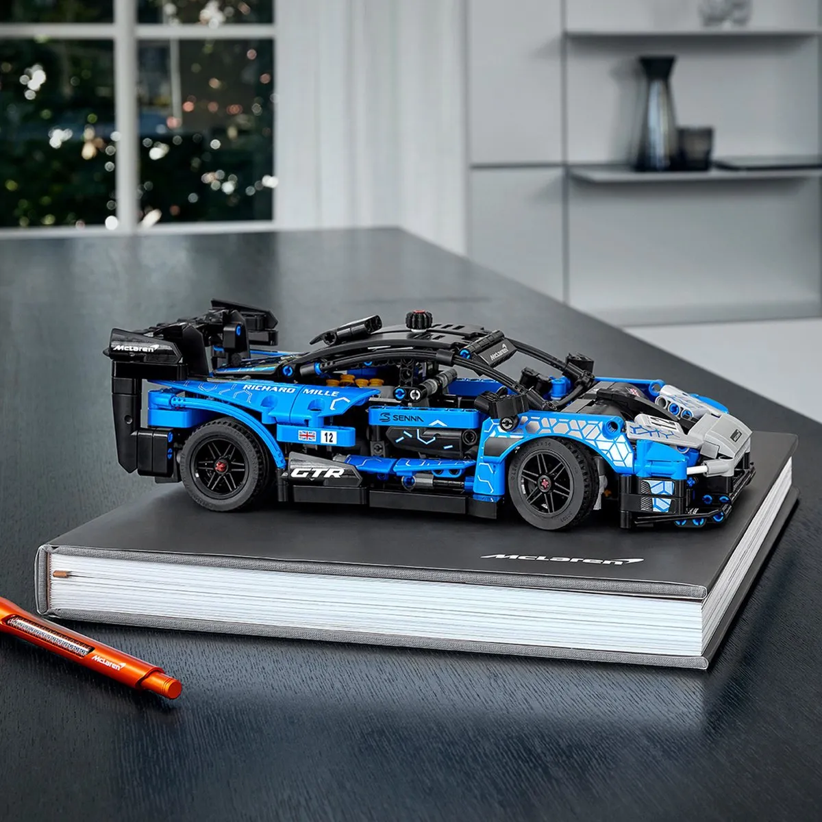 LEGO Technic McLaren Senna GTR 42123 - 830 Stukken - afbeelding 6 van 6