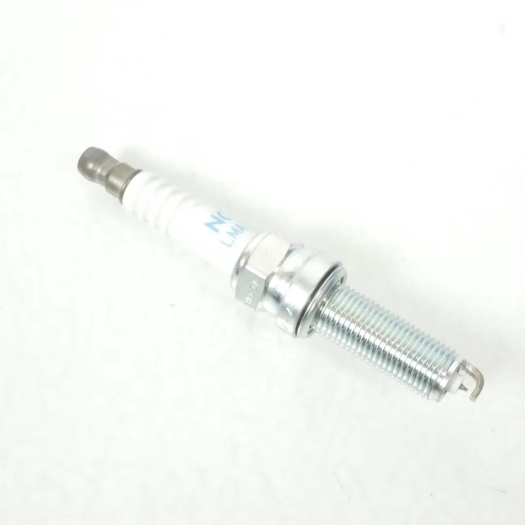 NGK ILMAR7E9 Bougie - Wit