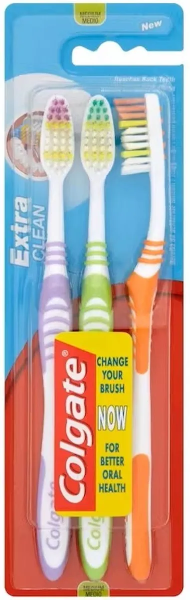 Colgate Extra Clean Medium Tandenborstels - 3 Stuks