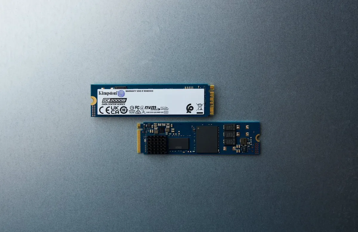 Kingston DC2000B SEDC2000BM8/240G M.2 SSD 240GB - Blauw