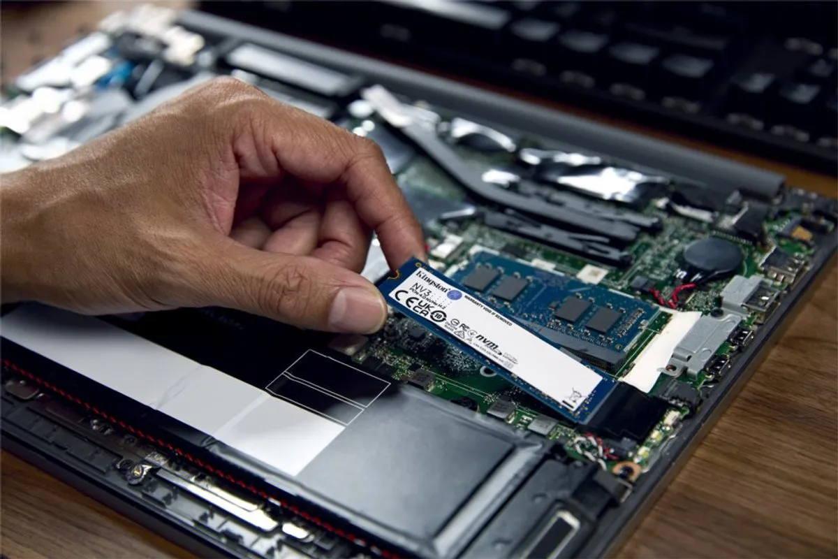 Kingston NV2 SNV3S/1000G SSD M.2 NVMe 1TB - Zwart