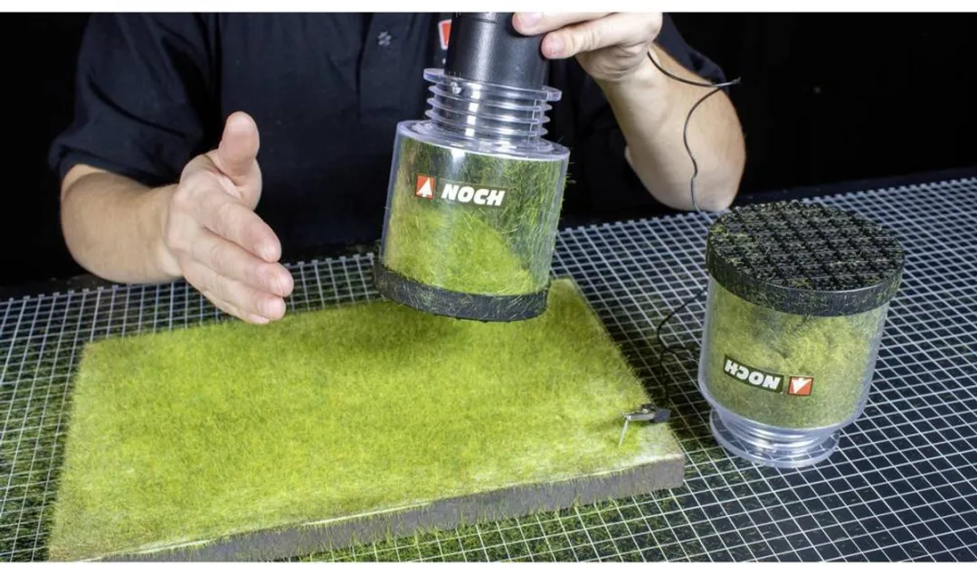 Noch Gras-Master 4.0 Modelbouwdecoratie - Zwart