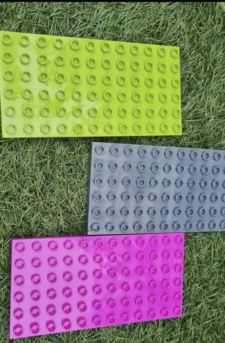 Set van 3 Bouwplaten – Lime, Magenta & Grijs – Compatibel met bekende bouwsteensets – 6x12 Noppen – Brian’s Toys