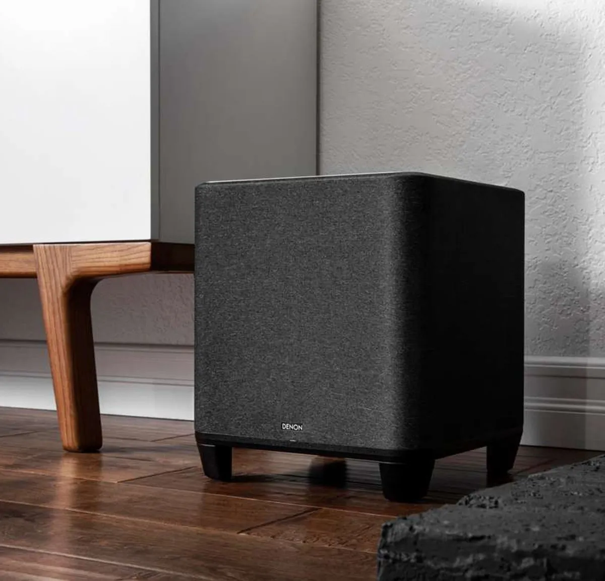 Denon Home Subwoofer HEOS Built-in - Krachtige bas - Via Wifi & Subwoofer met elke Denon Home speaker of soundbar te koppelen - Zwart