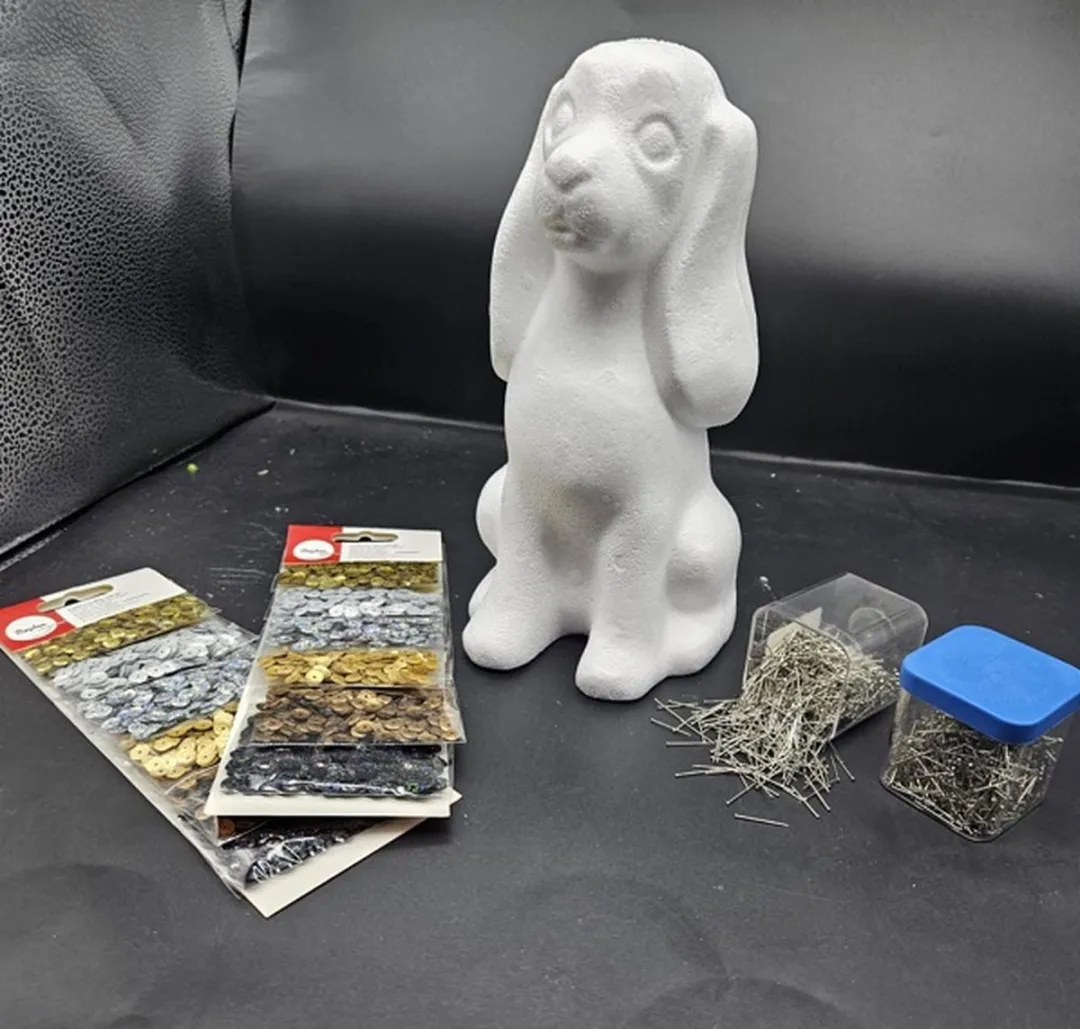 Piepschuim Hond voor te pailletten - volledig pakket