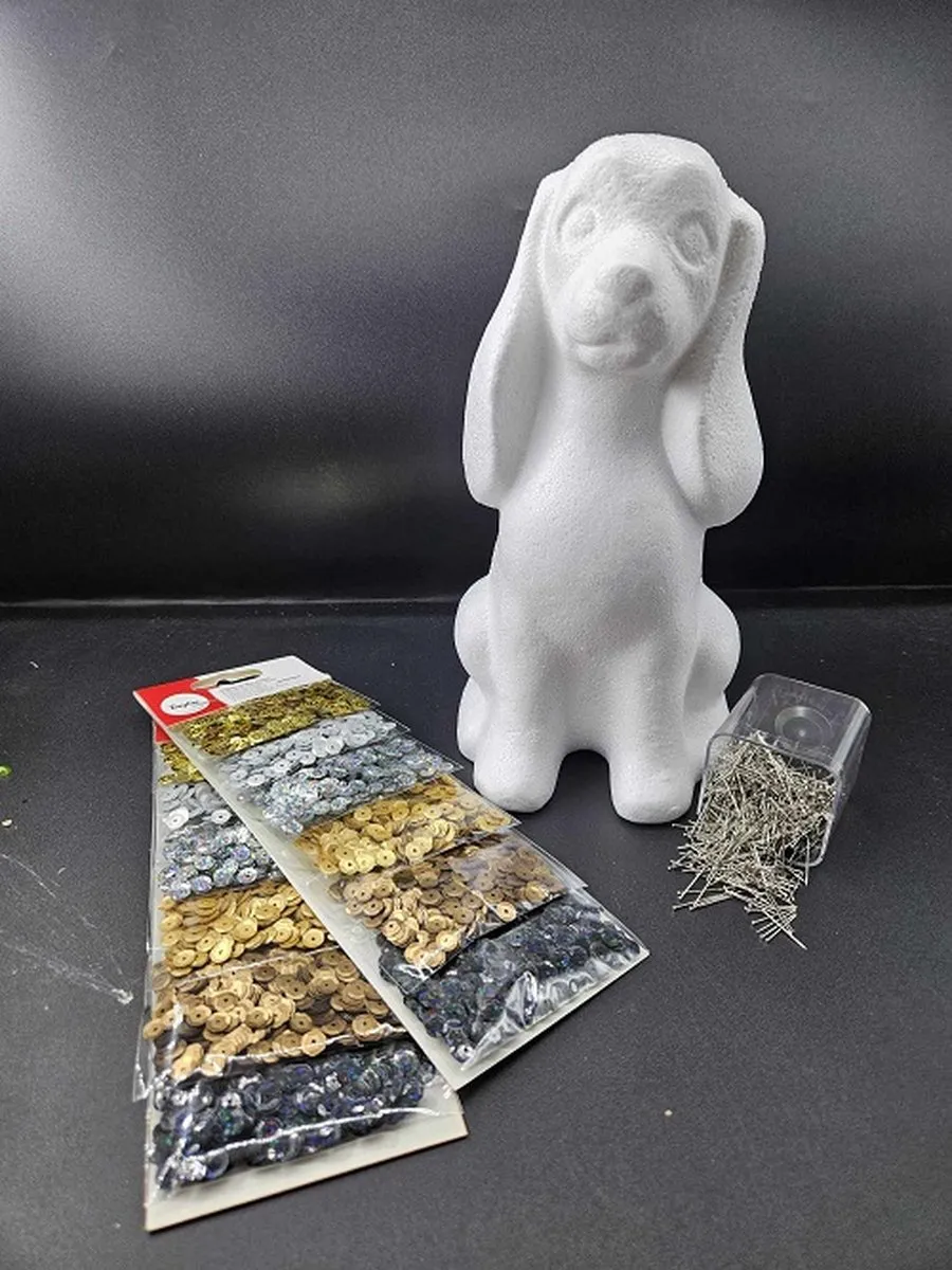 Piepschuim Hond voor te pailletten - volledig pakket