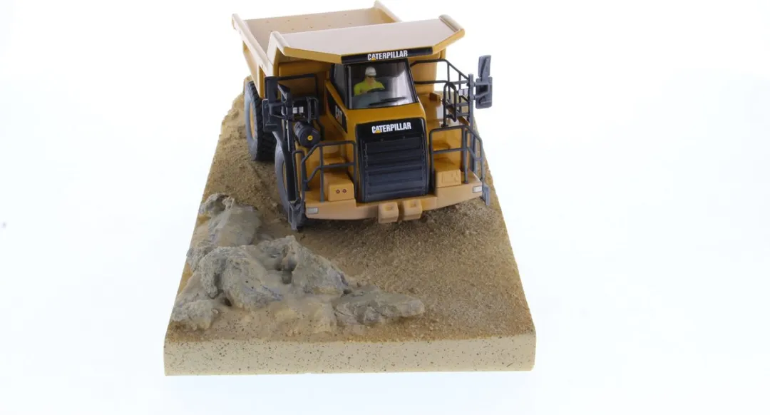 Caterpillar 770 Mining Truck 85756