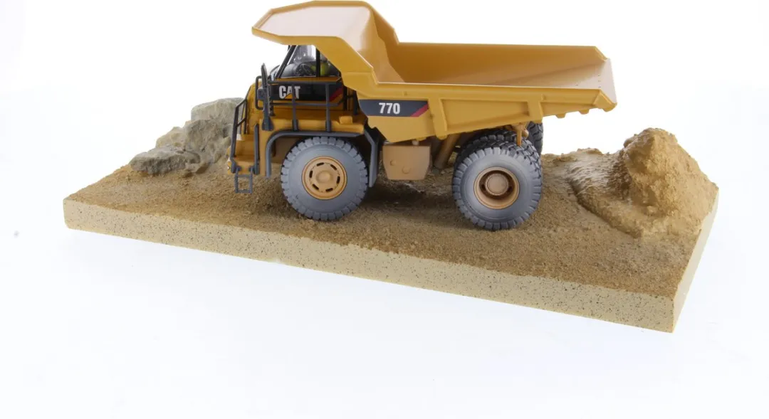 Caterpillar 770 Mining Truck 85756 - Diecast Masters - 1:50 - Weathered Version